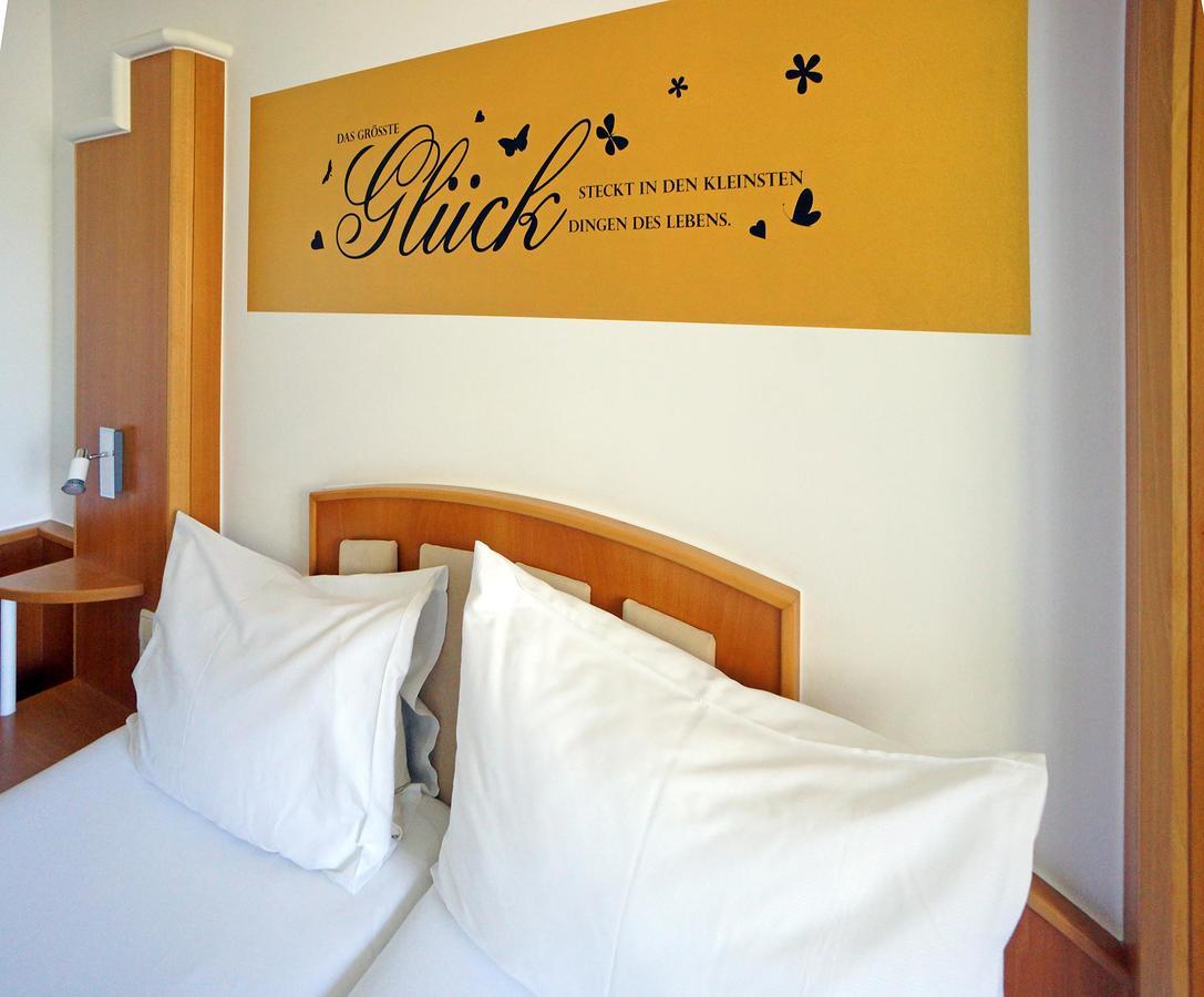 Boutique Hotel Loipenhof Лойперсдорф-бай-Фюрстенфельд Экстерьер фото